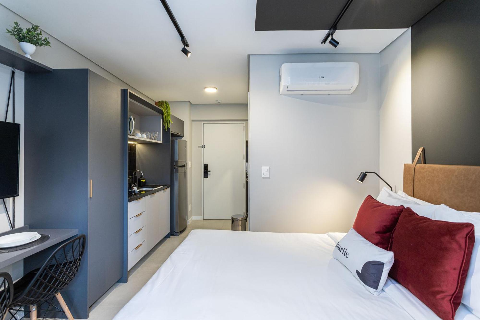 Charlie Alves Guimaraes Pinheiros Apartamento